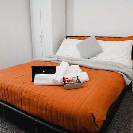 Cosy Ensuite Bedroom I 5Min Walk From Bramall Lane Stadium シェフィールド エクステリア 写真