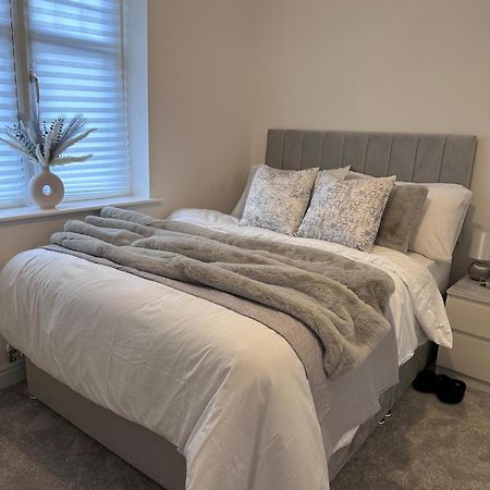Cosy Ensuite Bedroom I 5Min Walk From Bramall Lane Stadium シェフィールド エクステリア 写真