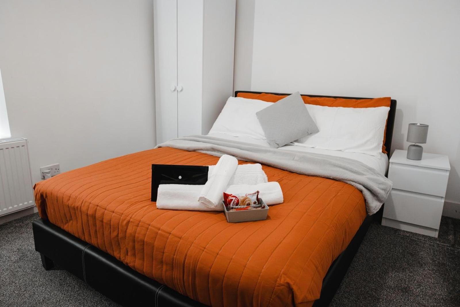 Cosy Ensuite Bedroom I 5Min Walk From Bramall Lane Stadium シェフィールド エクステリア 写真